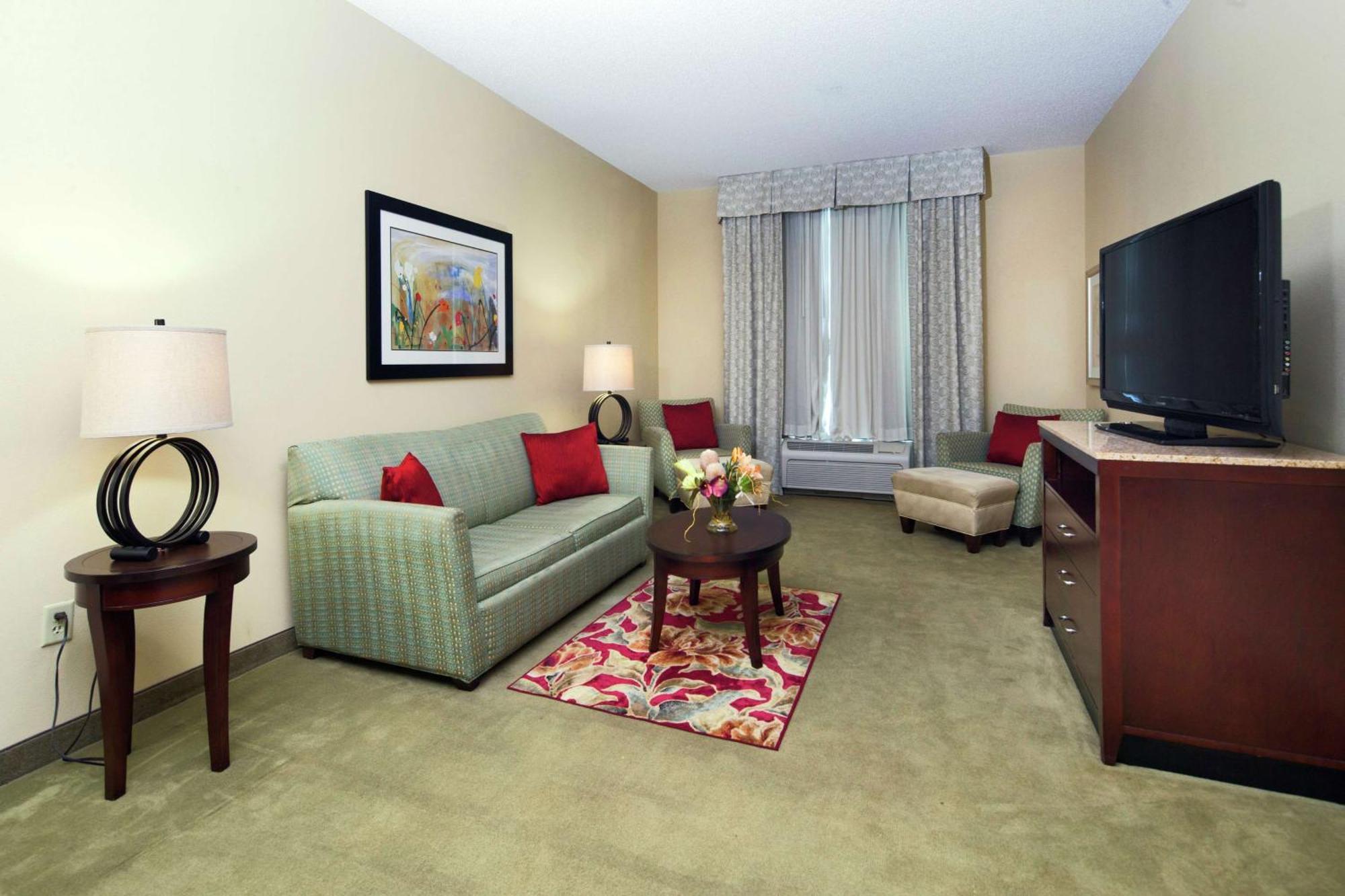 Hilton Garden Inn Valdosta Bagian luar foto